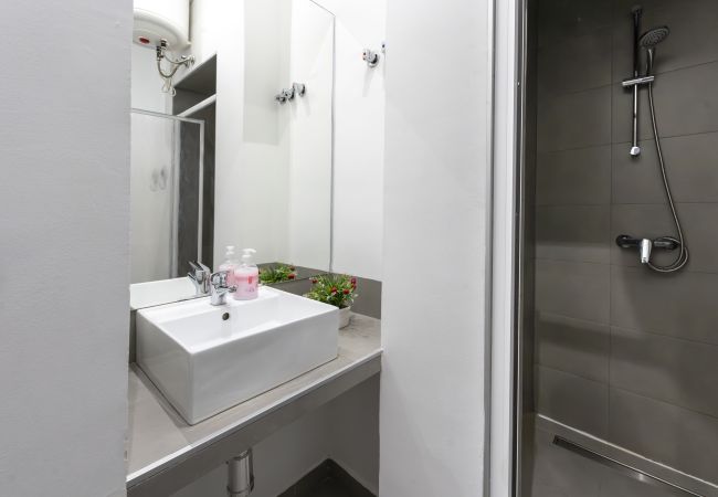 Apartamento en Madrid - M (PRE102B) Moderno diseño Madrid centro Sol 5 Apartamento en Madrid - M (PRE102B) Moderno diseño Madrid centro Sol 5