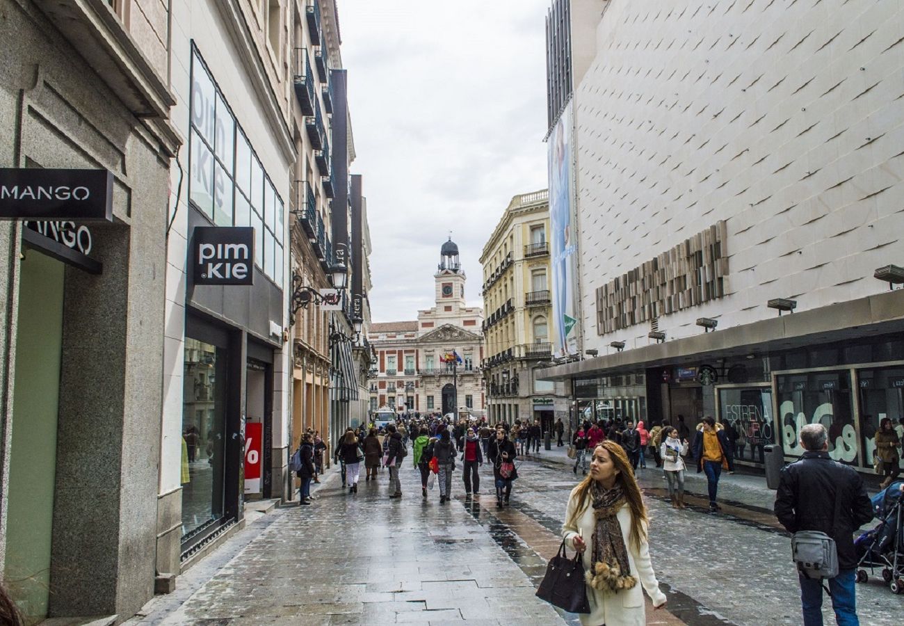 Apartamento en Madrid - M (PRE104C) Apto. de diseño Puerta del Sol 2 Apartamento en Madrid - M (PRE104C) Apto. de diseño Puerta del Sol 2