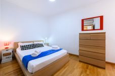 Apartamento en Madrid - M (DFO214) Apartamento en el Museo Reina Sofía - A
