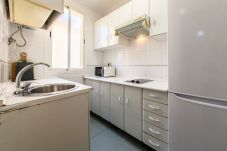 Apartamento en Madrid - M (DFO214) Apartamento en el Museo Reina Sofía - A