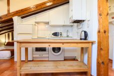 Estudio en Madrid - M (COR25) ESTUDIO 4 PAX