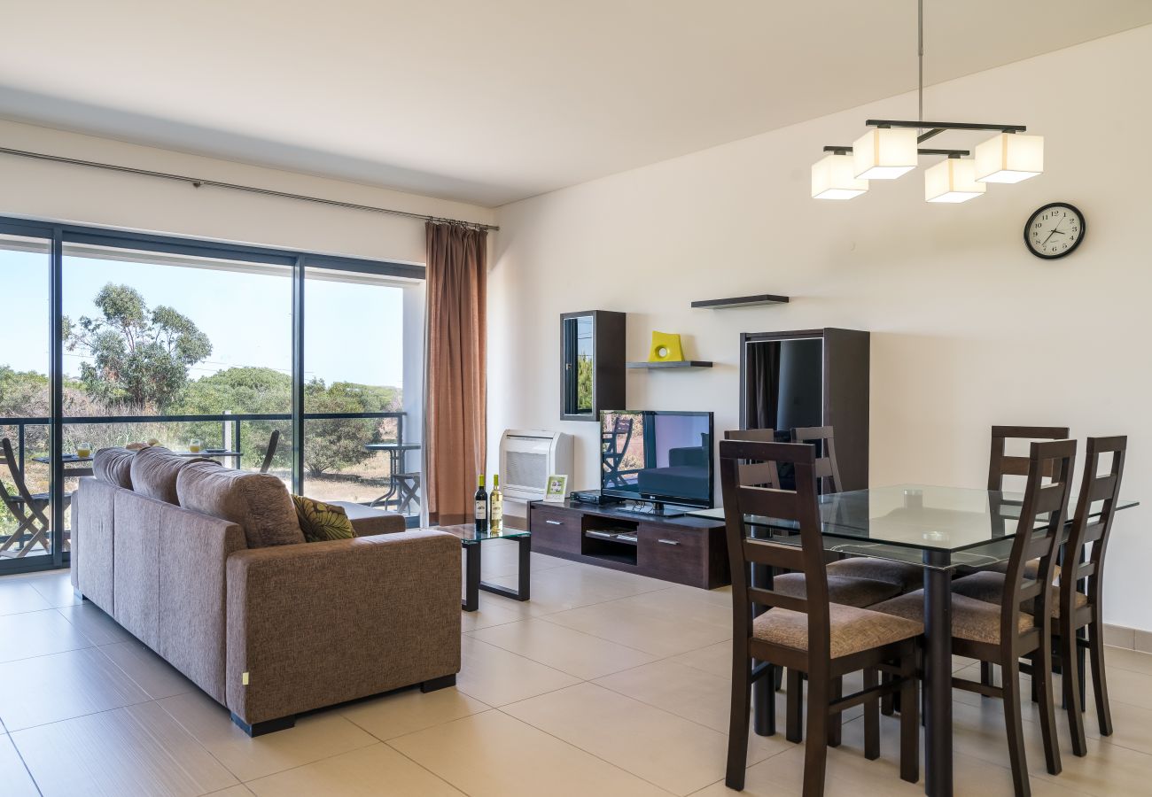 Apartamento en Loulé - Cavalo Preto Beach Apartment (S33) Apartamento en Loulé - Cavalo Preto Beach Apartment (S33)