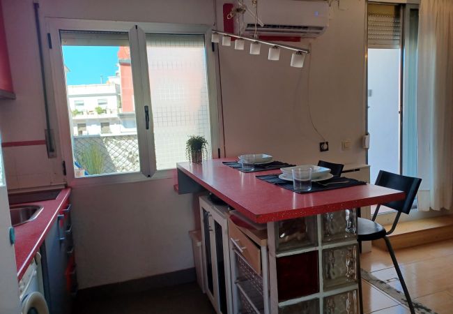 Apartamento en Madrid - M (VAL375) Ap. Chueca-Fuencarral patio privado Apartamento en Madrid - M (VAL375) Ap. Chueca-Fuencarral patio privado