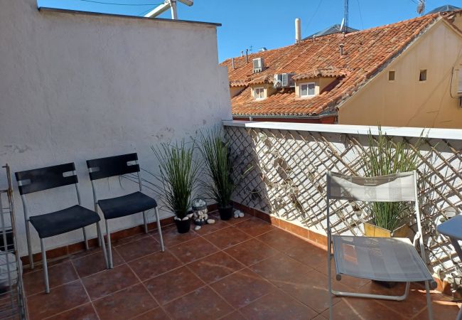 Apartamento en Madrid - M (VAL375) Ap. Chueca-Fuencarral patio privado Apartamento en Madrid - M (VAL375) Ap. Chueca-Fuencarral patio privado