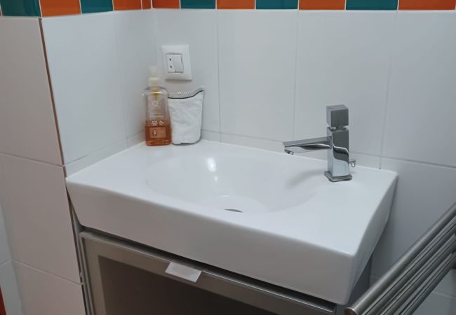 Apartamento en Madrid - M (VAL375) Ap. Chueca-Fuencarral patio privado Apartamento en Madrid - M (VAL375) Ap. Chueca-Fuencarral patio privado