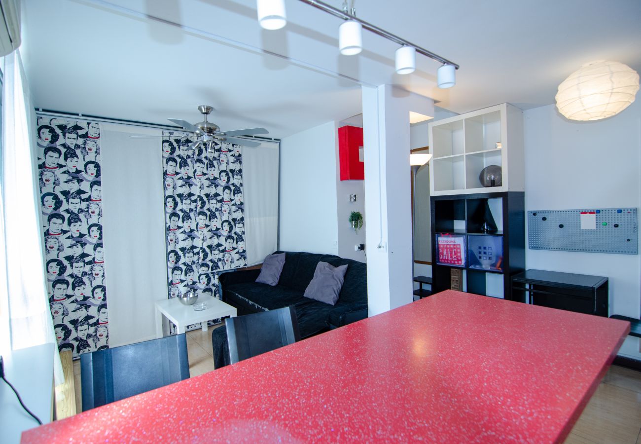 Apartamento en Madrid - M (VAL375) Ap. Chueca-Fuencarral patio privado Apartamento en Madrid - M (VAL375) Ap. Chueca-Fuencarral patio privado