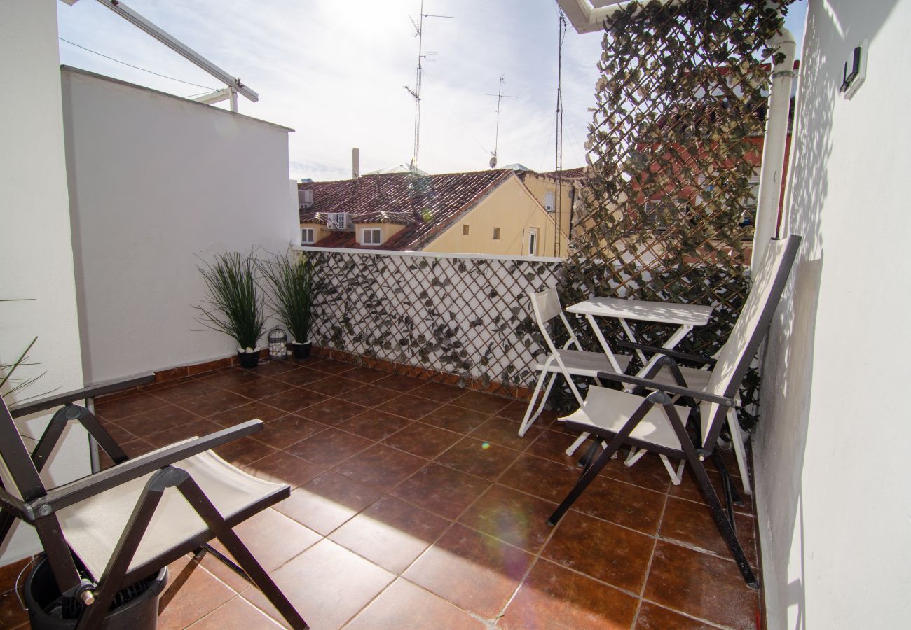 Apartamento en Madrid - M (VAL375) Ap. Chueca-Fuencarral patio privado Apartamento en Madrid - M (VAL375) Ap. Chueca-Fuencarral patio privado