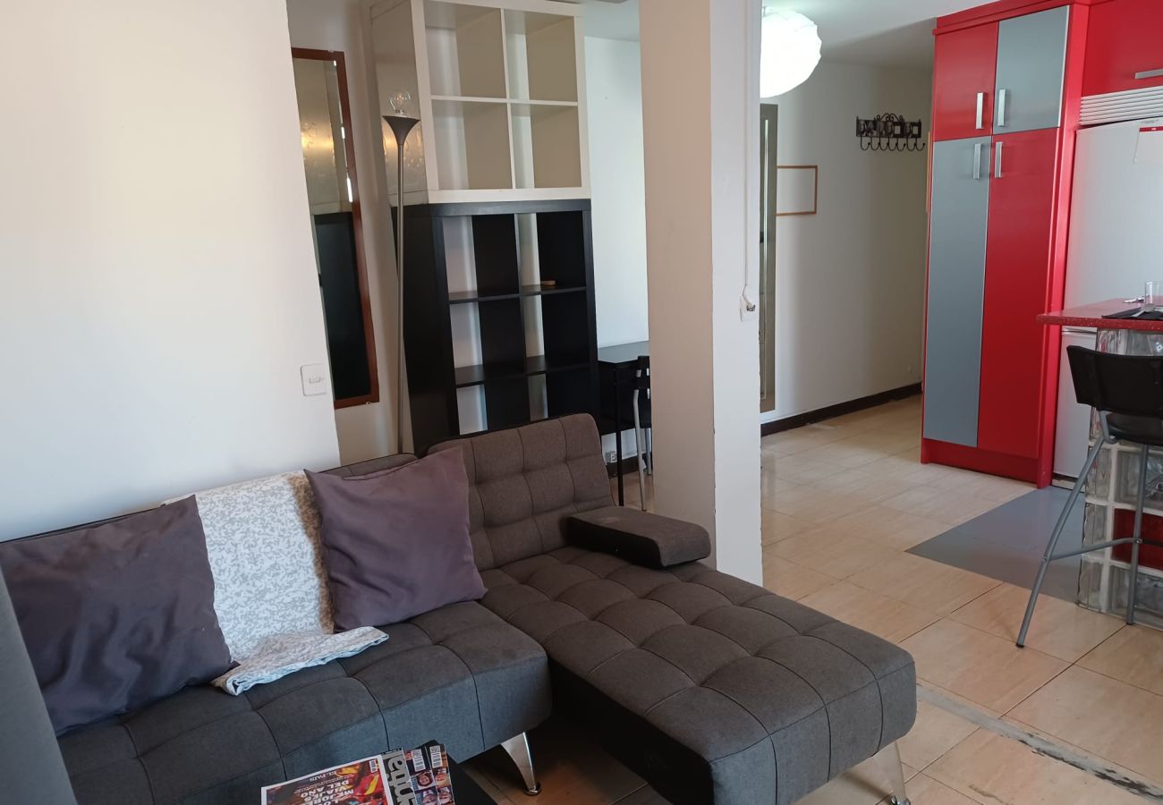Apartamento en Madrid - M (VAL375) Ap. Chueca-Fuencarral patio privado Apartamento en Madrid - M (VAL375) Ap. Chueca-Fuencarral patio privado