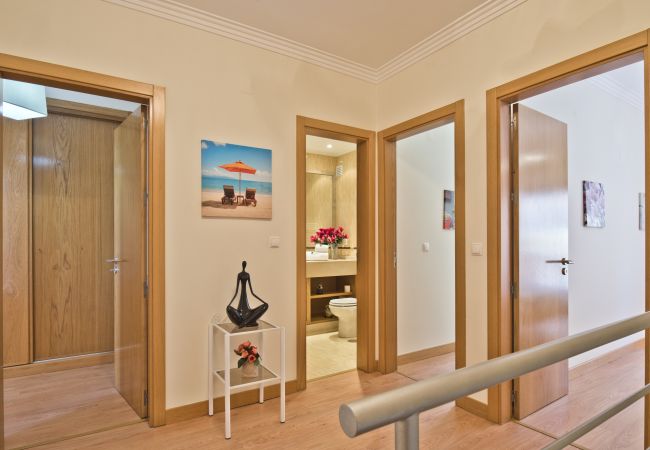 Villa en Sesimbra - Sesimbra Sea View Villa (C110) Villa en Sesimbra - Sesimbra Sea View Villa (C110)