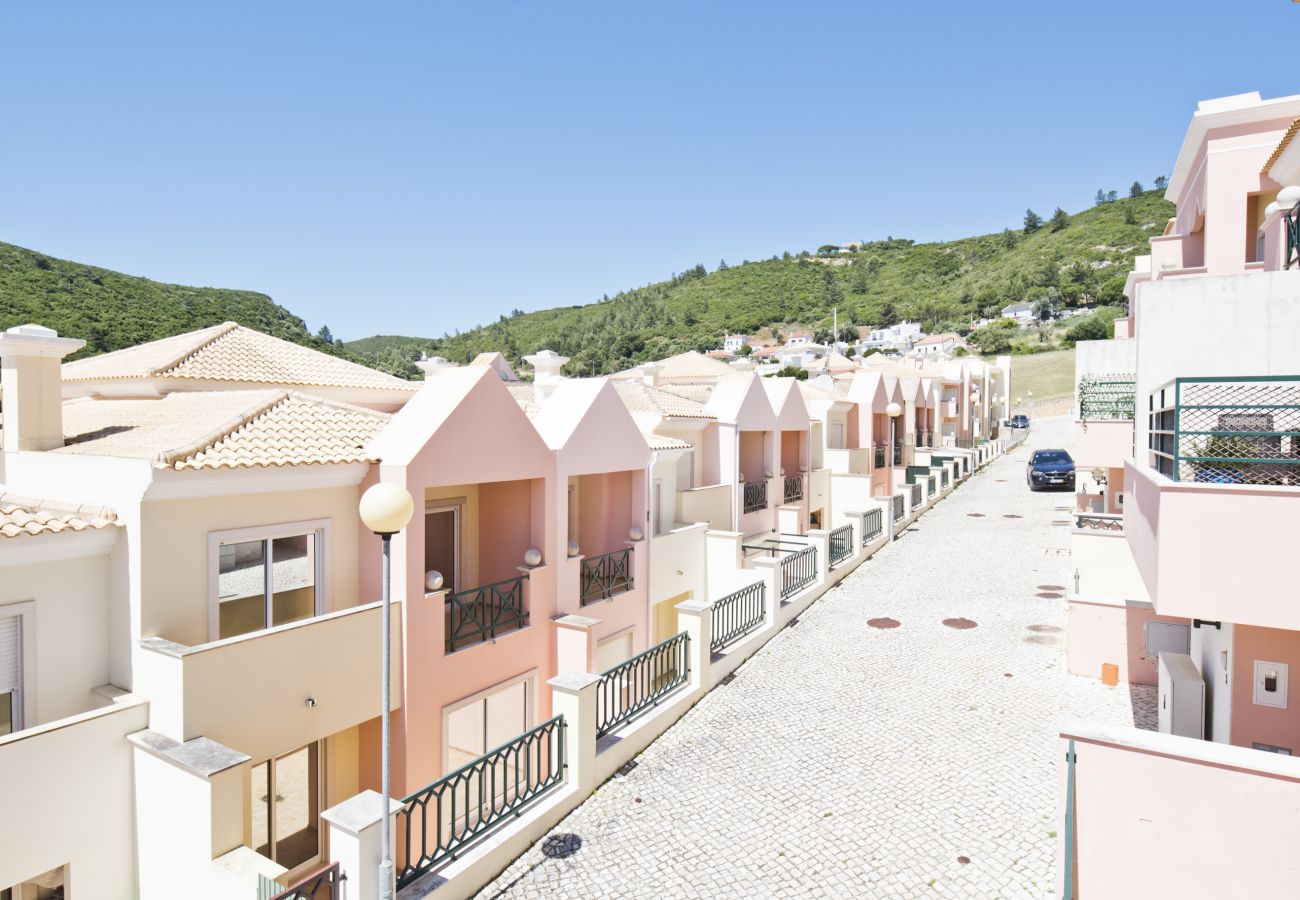 Villa en Sesimbra - Sesimbra Sea View Villa (C110) Villa en Sesimbra - Sesimbra Sea View Villa (C110)