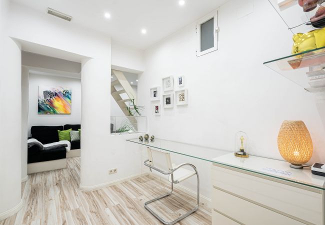 Apartamento en Madrid - M (TRU50) Apartamento Teatro Real-Pza. San Martín Apartamento en Madrid - M (TRU50) Apartamento Teatro Real-Pza. San Martín