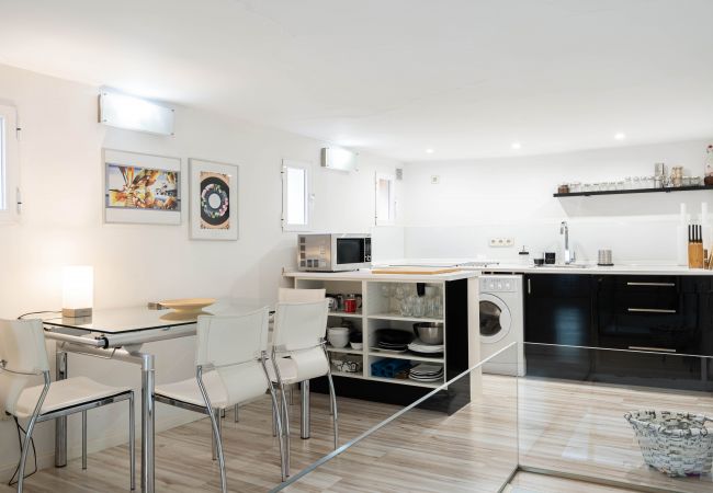 Apartamento en Madrid - M (TRU50) Apartamento Teatro Real-Pza. San Martín Apartamento en Madrid - M (TRU50) Apartamento Teatro Real-Pza. San Martín