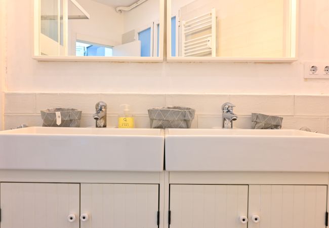 Apartamento en Madrid - M (MEN300) Moderno y elegante ap. Barrio Ibiza Apartamento en Madrid - M (MEN300) Moderno y elegante ap. Barrio Ibiza