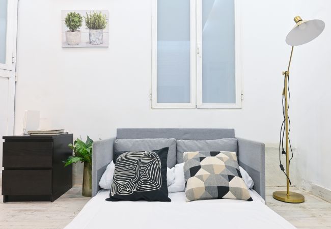 Apartamento en Madrid - M (MEN300) Moderno y elegante ap. Barrio Ibiza Apartamento en Madrid - M (MEN300) Moderno y elegante ap. Barrio Ibiza