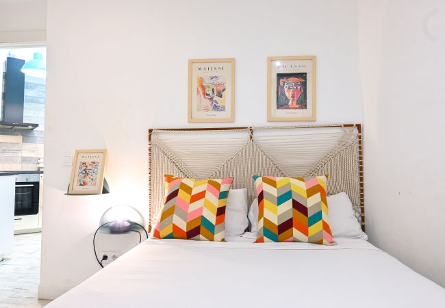 Apartamento en Madrid - M (MEN300) Moderno y elegante ap. Barrio Ibiza Apartamento en Madrid - M (MEN300) Moderno y elegante ap. Barrio Ibiza