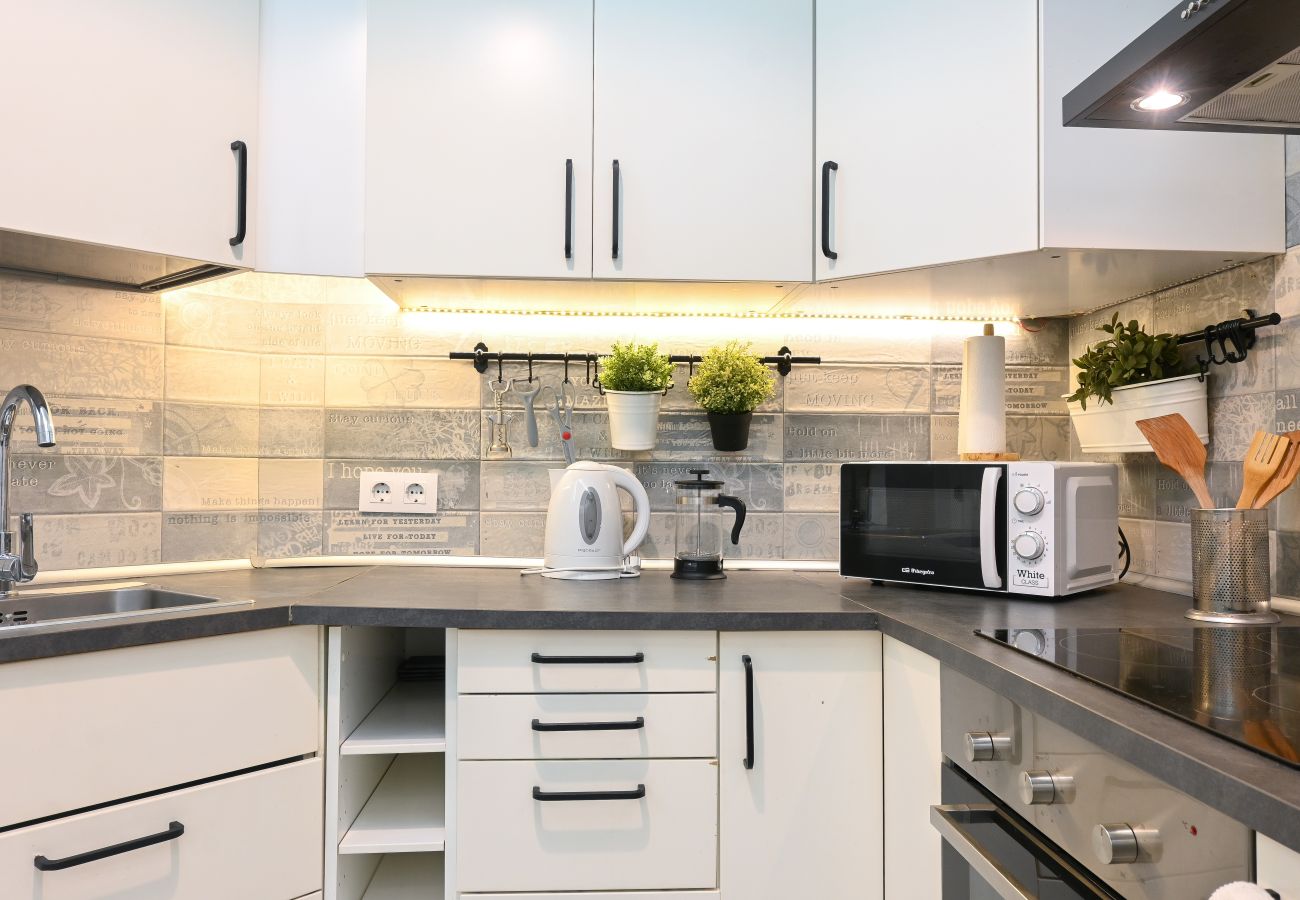 Apartamento en Madrid - M (MEN300) Moderno y elegante ap. Barrio Ibiza Apartamento en Madrid - M (MEN300) Moderno y elegante ap. Barrio Ibiza