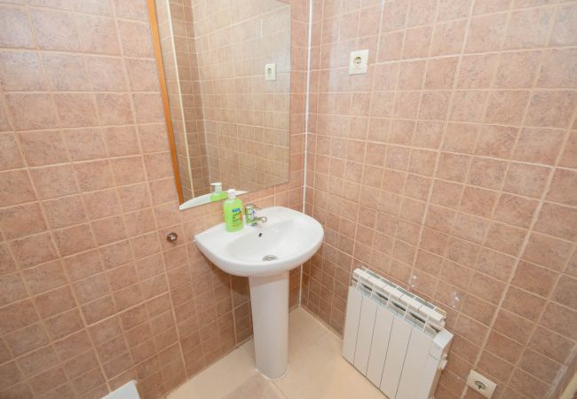 Apartamento en Madrid - M (DIN131F) Habitaciones en alquiler en Barrio Chu Apartamento en Madrid - M (DIN131F) Habitaciones en alquiler en Barrio Chu