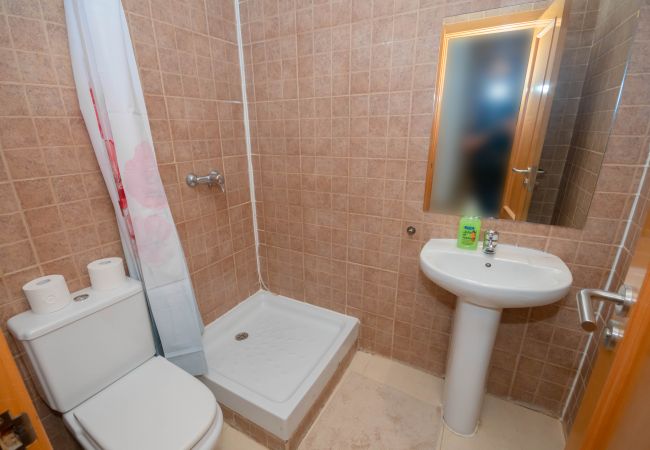 Apartamento en Madrid - M (DIN131F) Habitaciones en alquiler en Barrio Chu Apartamento en Madrid - M (DIN131F) Habitaciones en alquiler en Barrio Chu