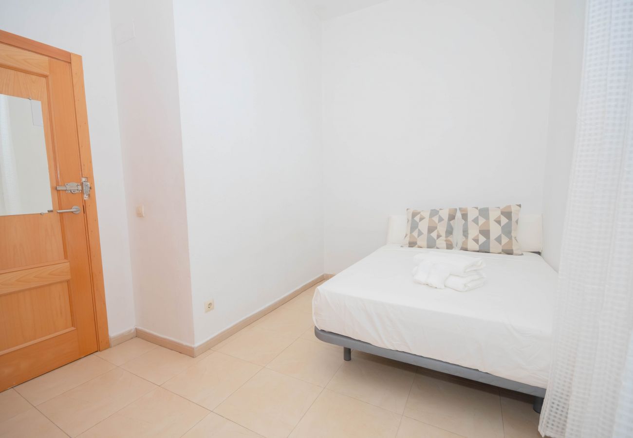 Apartamento en Madrid - M (DIN131F) Habitaciones en alquiler en Barrio Chu Apartamento en Madrid - M (DIN131F) Habitaciones en alquiler en Barrio Chu