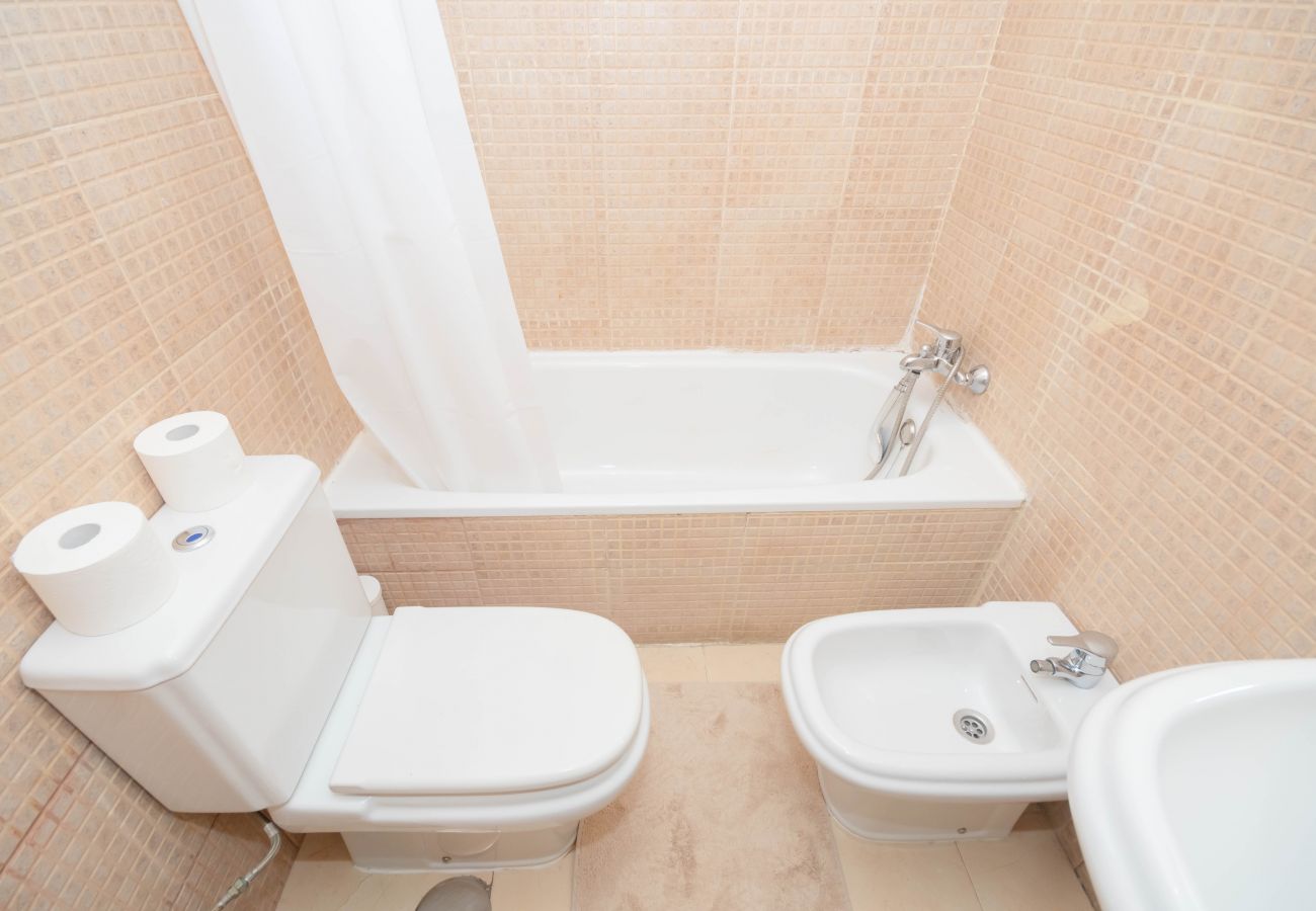 Apartamento en Madrid - M (DIN131F) Habitaciones en alquiler en Barrio Chu Apartamento en Madrid - M (DIN131F) Habitaciones en alquiler en Barrio Chu