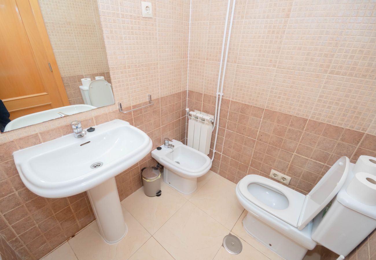 Apartamento en Madrid - M (DIN131F) Habitaciones en alquiler en Barrio Chu Apartamento en Madrid - M (DIN131F) Habitaciones en alquiler en Barrio Chu