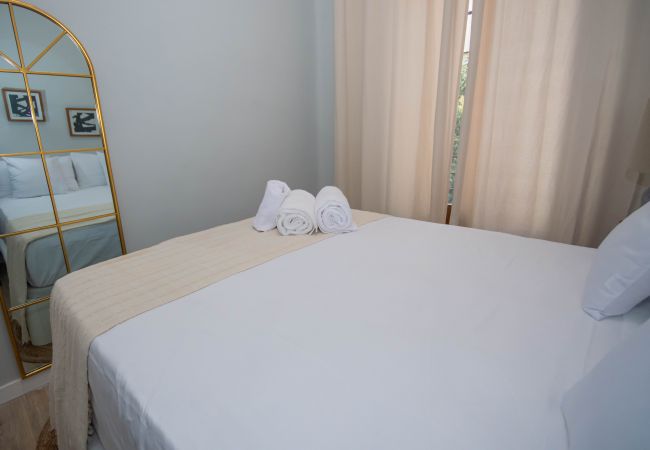 Apartamento en Madrid - M (TOP111) Luminoso y amplio apartamento en Cuatro Apartamento en Madrid - M (TOP111) Luminoso y amplio apartamento en Cuatro