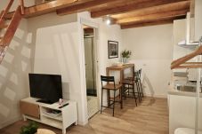 Estudio en Madrid - M (MPE35A) Exquisito Estudio con Cama en Mezanine