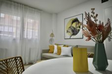 Estudio en Madrid - M (MPE35E) Encantador Estudio con Cama D
