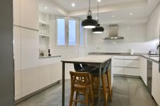 Apartamento en Madrid - M (JRJ45) Exclusivo Apartamento de Tres Dormitorio