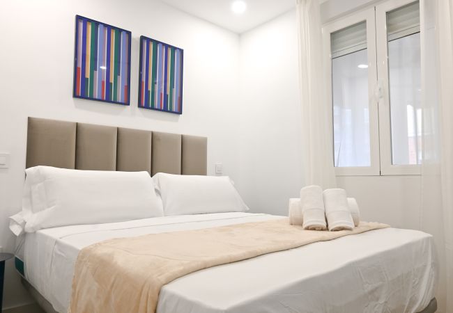 Apartamento en Madrid - M (VIL45) Amplia Casa de 3 Dormitorios: Vive la Na Apartamento en Madrid - M (VIL45) Amplia Casa de 3 Dormitorios: Vive la Na