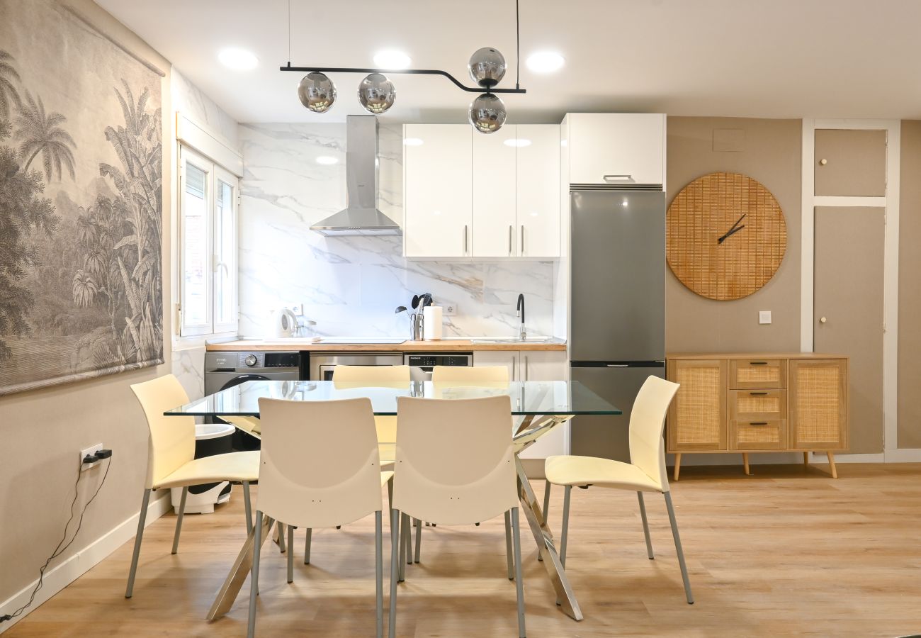 Apartamento en Madrid - M (VIL45) Amplia Casa de 3 Dormitorios: Vive la Na Apartamento en Madrid - M (VIL45) Amplia Casa de 3 Dormitorios: Vive la Na