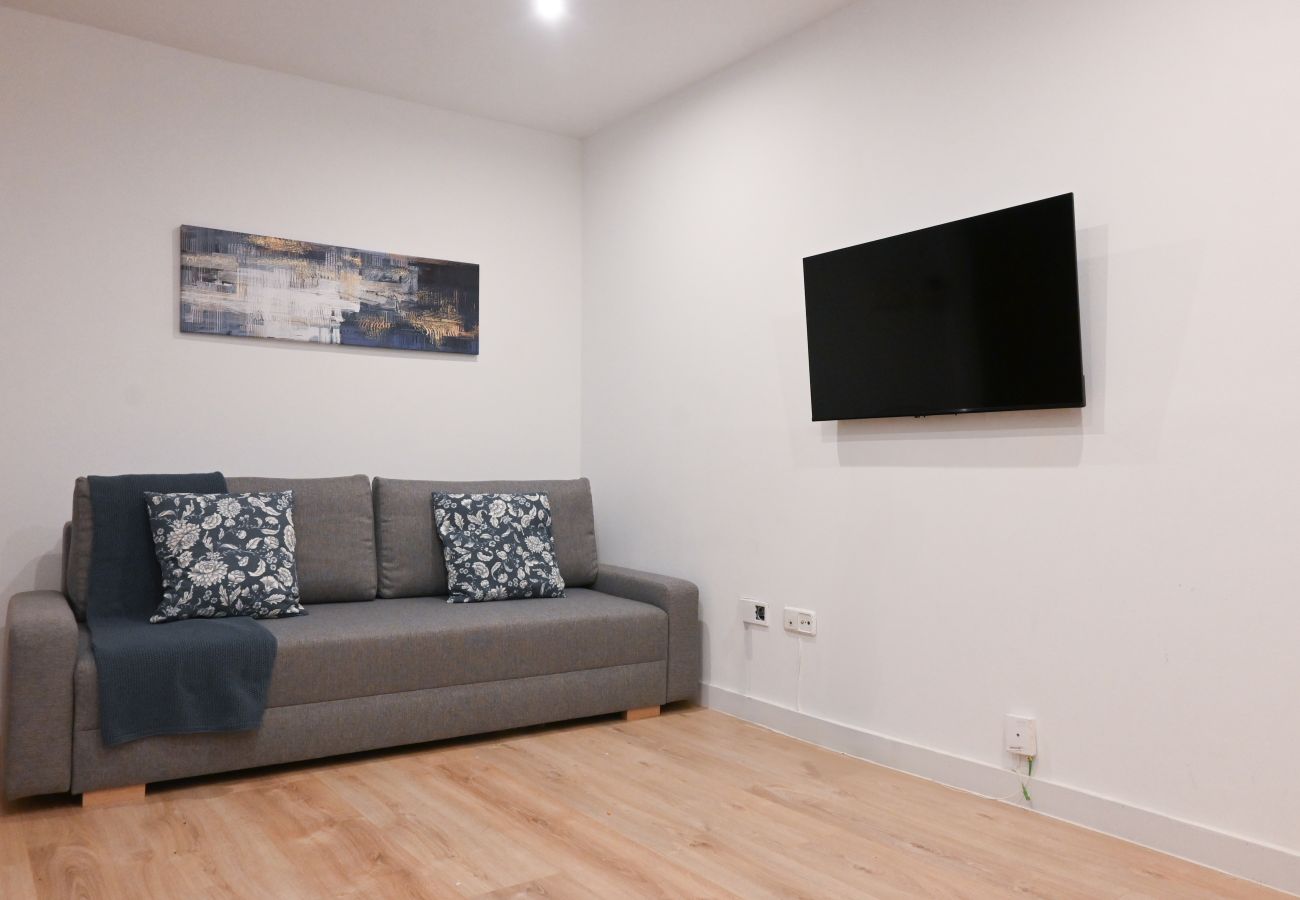 Estudio en Madrid - M (SLR16)  Lindo estudio en barrio Justicia