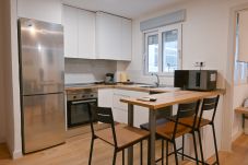 Apartamento en Madrid - M (VIL27) Acogedor apartamento  de tres dormitori