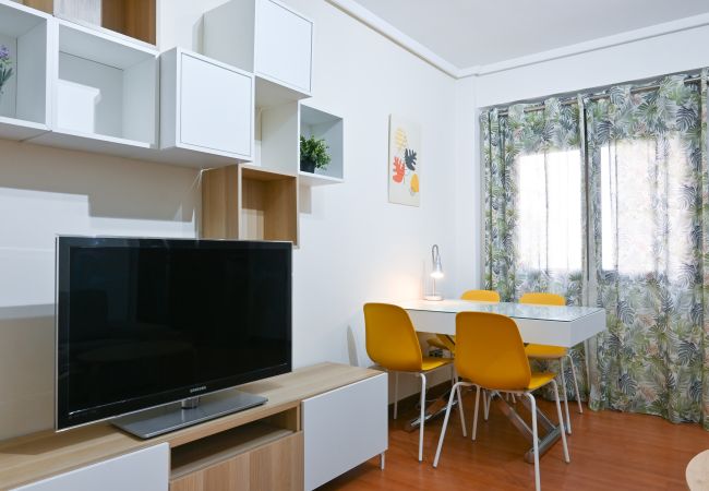 Apartamento en Madrid - M (ECA103)Acogedora vivienda de 2 dormitorios en C Apartamento en Madrid - M (ECA103)Acogedora vivienda de 2 dormitorios en C