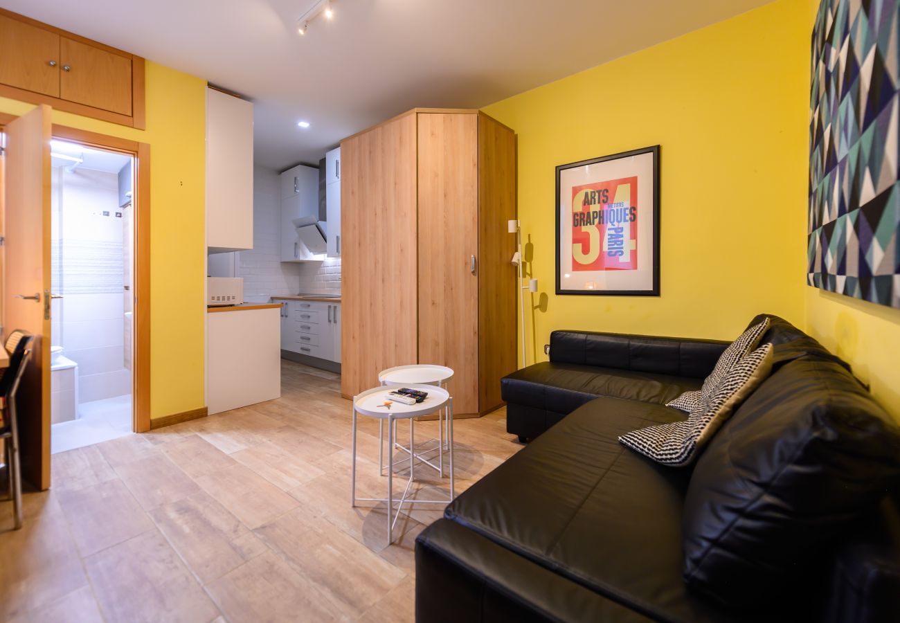 Estudio en Madrid - M (ZUR3324) Encantadora vivienda a pocos minutos d Estudio en Madrid - M (ZUR3324) Encantadora vivienda a pocos minutos d