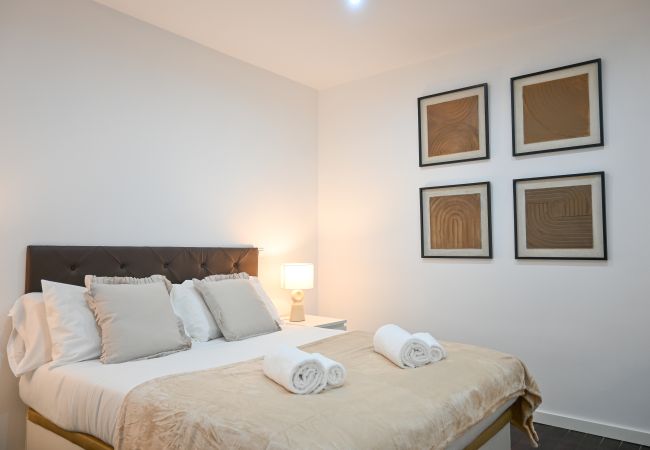 Apartamento en Madrid - M (SEN1692)Amplio Apartamento con Balcón en Calle  Apartamento en Madrid - M (SEN1692)Amplio Apartamento con Balcón en Calle