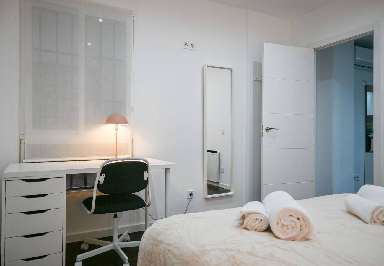Apartamento en Madrid - M (SEN1692)Amplio Apartamento con Balcón en Calle  Apartamento en Madrid - M (SEN1692)Amplio Apartamento con Balcón en Calle