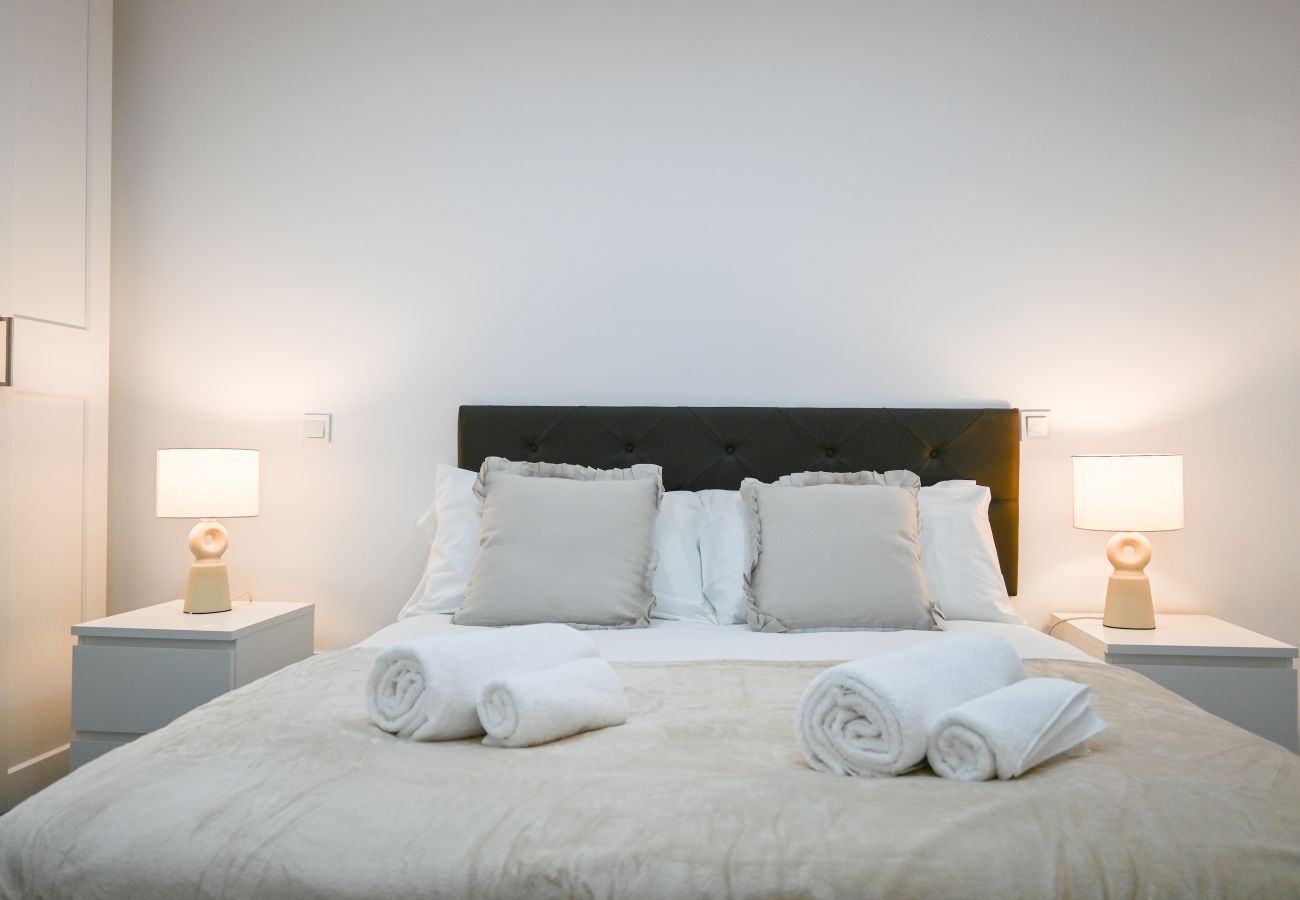 Apartamento en Madrid - M (SEN1692)Amplio Apartamento con Balcón en Calle  Apartamento en Madrid - M (SEN1692)Amplio Apartamento con Balcón en Calle