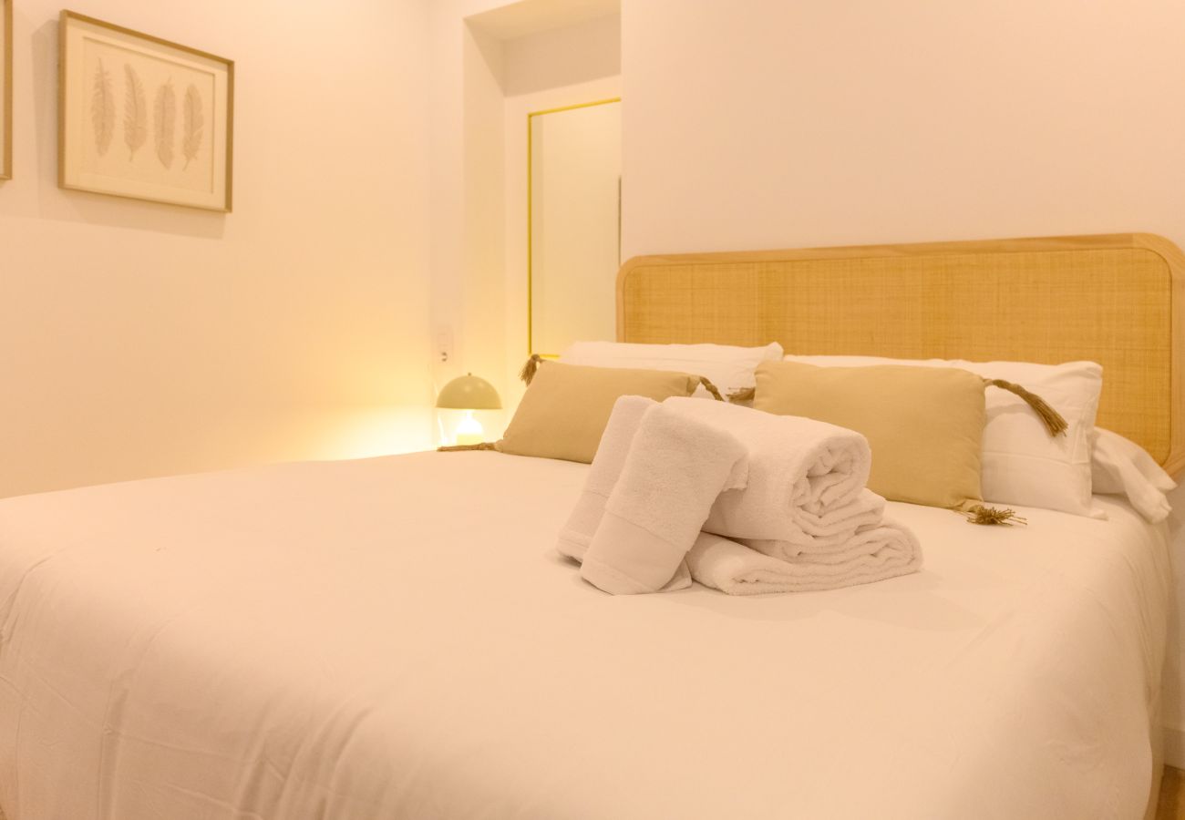 Apartamento en Madrid - M (FEI70)Elegancia y Confort en el Corazón de Cham Apartamento en Madrid - M (FEI70)Elegancia y Confort en el Corazón de Cham