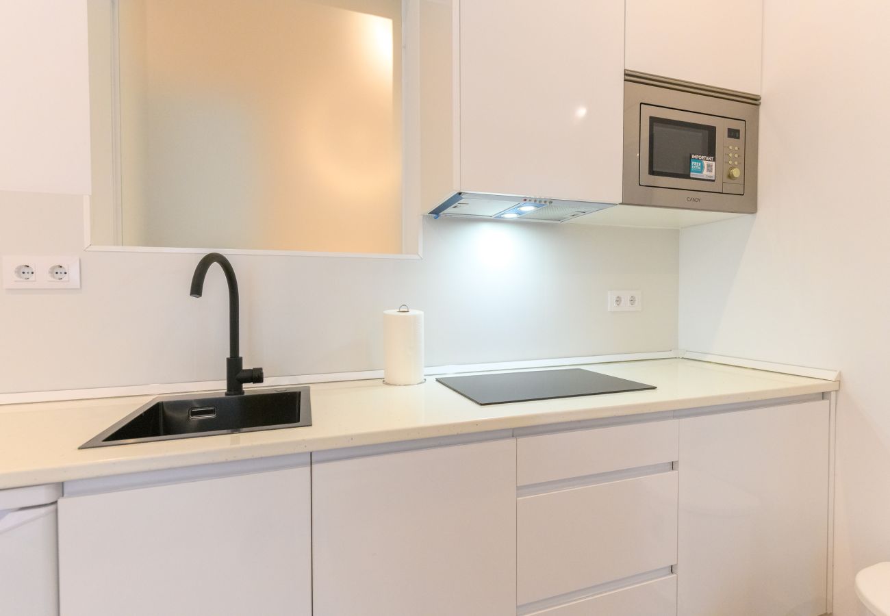 Apartamento en Madrid - M (FEI70)Elegancia y Confort en el Corazón de Cham Apartamento en Madrid - M (FEI70)Elegancia y Confort en el Corazón de Cham