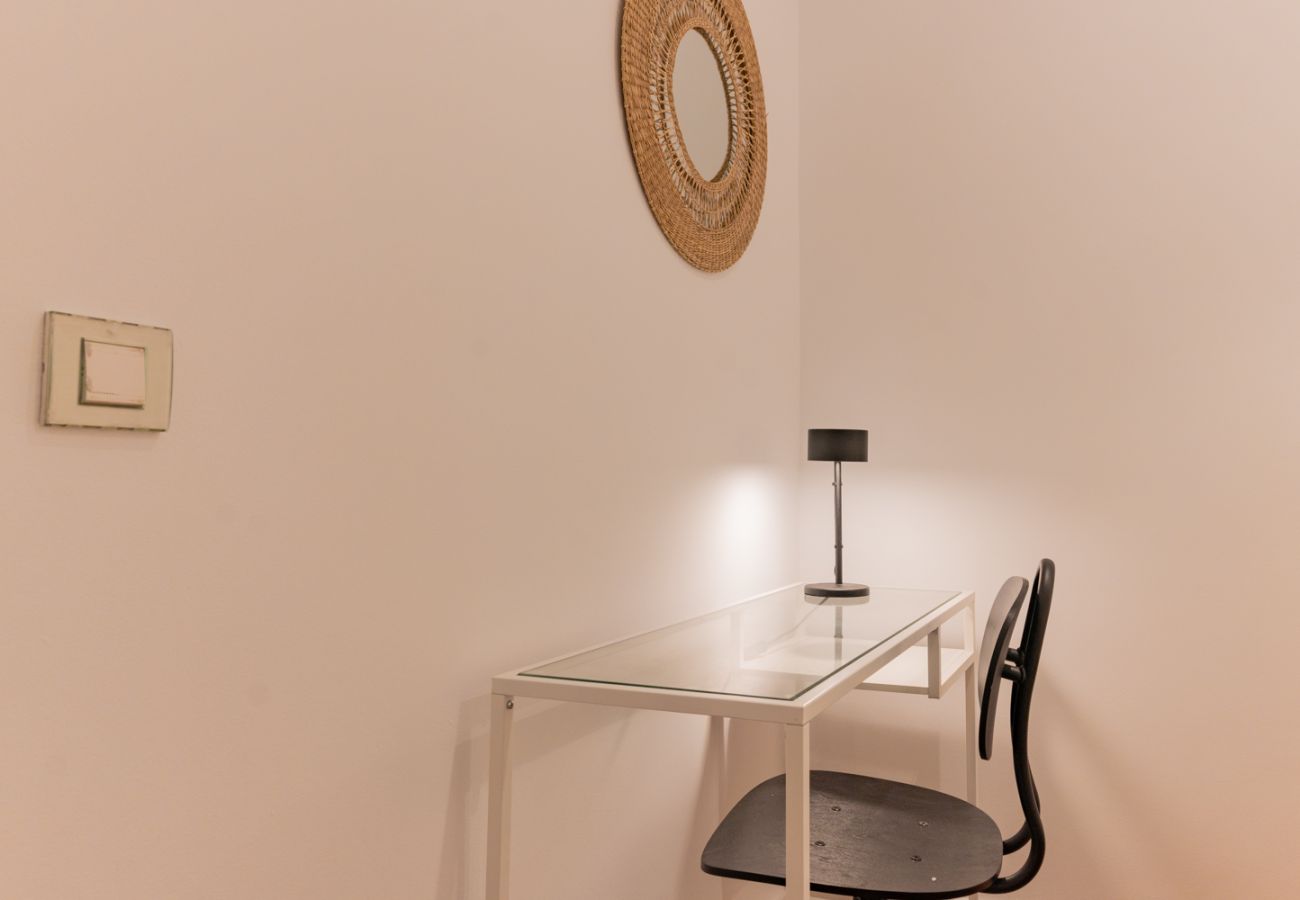 Apartamento en Madrid - M (SEN352)Elegante y luminoso piso en el corazón d Apartamento en Madrid - M (SEN352)Elegante y luminoso piso en el corazón d