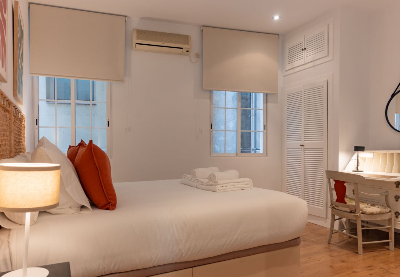 Apartamento en Madrid - M (SEN352)Elegante y luminoso piso en el corazón d Apartamento en Madrid - M (SEN352)Elegante y luminoso piso en el corazón d