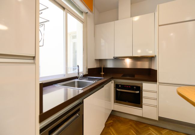 Apartamento en Madrid - M (PSM92) Elegante vivienda de 3 habitaciones en e Apartamento en Madrid - M (PSM92) Elegante vivienda de 3 habitaciones en e