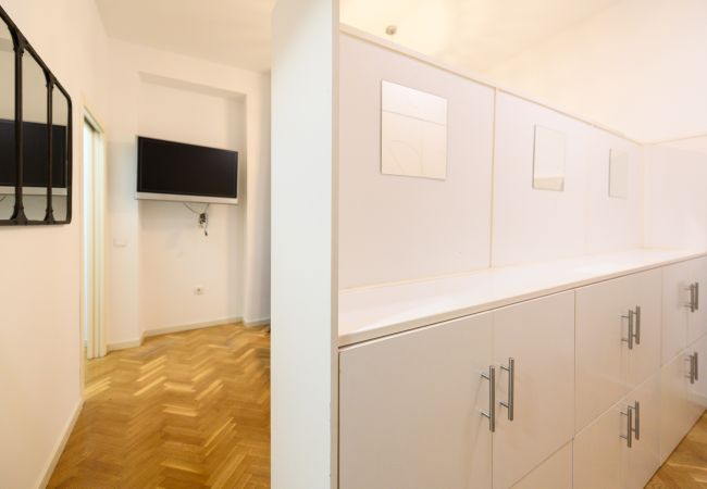 Apartamento en Madrid - M (PSM92) Elegante vivienda de 3 habitaciones en e Apartamento en Madrid - M (PSM92) Elegante vivienda de 3 habitaciones en e