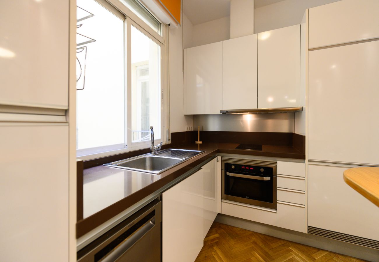 Apartamento en Madrid - M (PSM92) Elegante vivienda de 3 habitaciones en e Apartamento en Madrid - M (PSM92) Elegante vivienda de 3 habitaciones en e