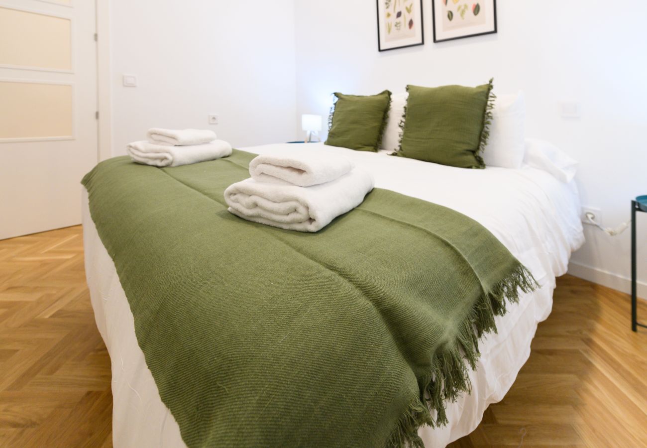 Apartamento en Madrid - M (PSM92) Elegante vivienda de 3 habitaciones en e Apartamento en Madrid - M (PSM92) Elegante vivienda de 3 habitaciones en e