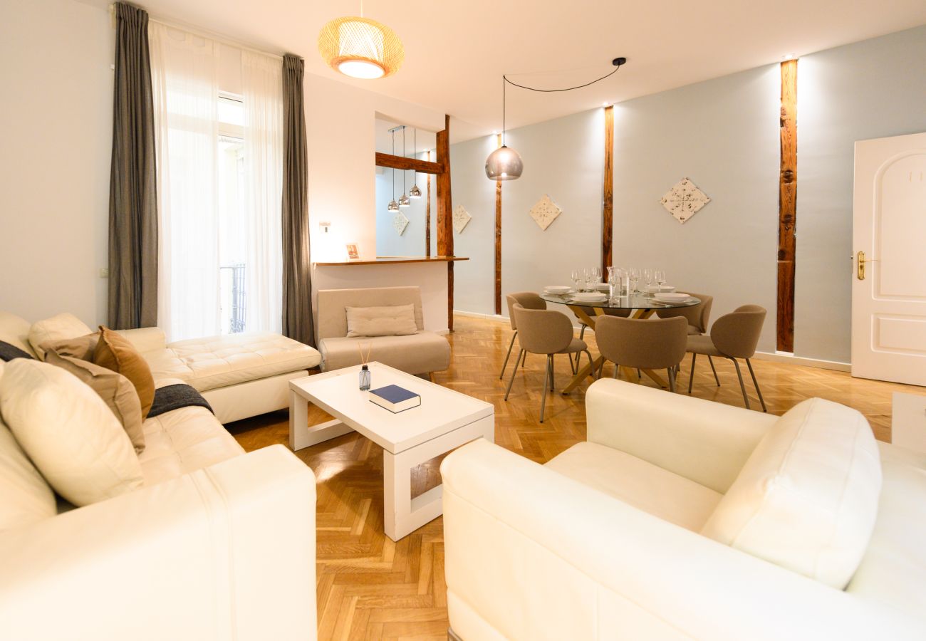 Apartamento en Madrid - M (PSM92) Elegante vivienda de 3 habitaciones en e Apartamento en Madrid - M (PSM92) Elegante vivienda de 3 habitaciones en e