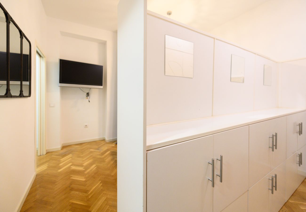 Apartamento en Madrid - M (PSM92) Elegante vivienda de 3 habitaciones en e Apartamento en Madrid - M (PSM92) Elegante vivienda de 3 habitaciones en e
