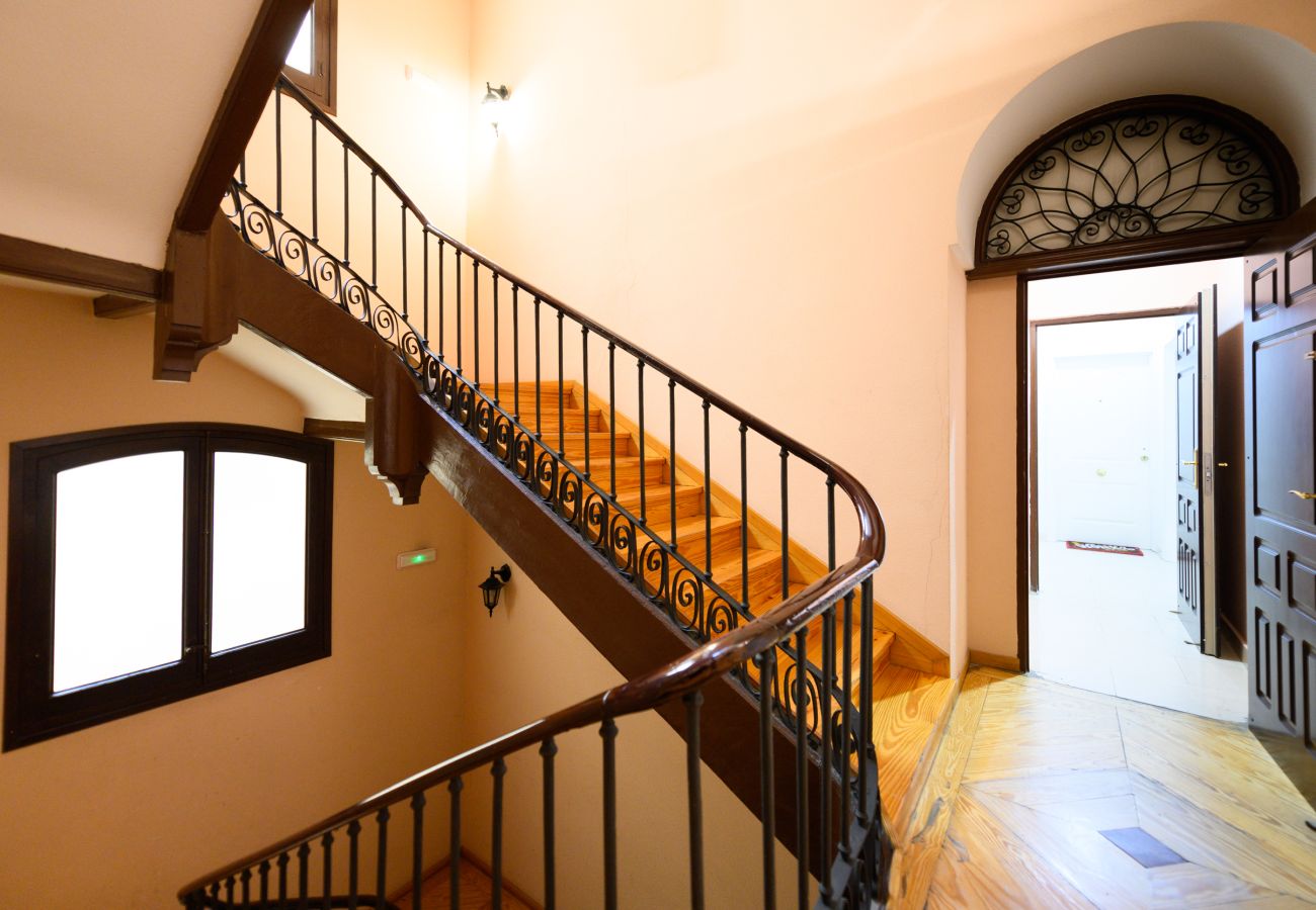 Apartamento en Madrid - M (PSM92) Elegante vivienda de 3 habitaciones en e Apartamento en Madrid - M (PSM92) Elegante vivienda de 3 habitaciones en e