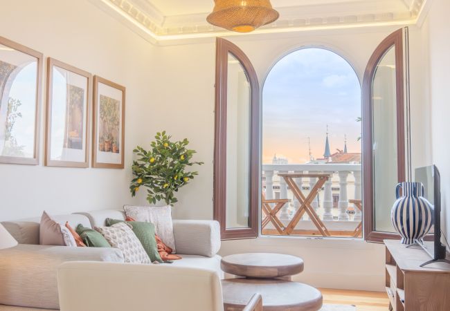 Apartamento en Madrid - M (PSM8)Ático con extraordinaria Terraza - Centro Apartamento en Madrid - M (PSM8)Ático con extraordinaria Terraza - Centro